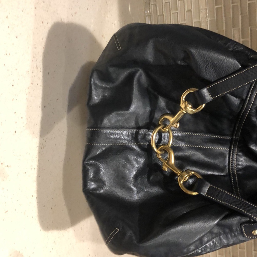 Vintage Coach hobo gold metal clasp black leather bag pre owned vintage